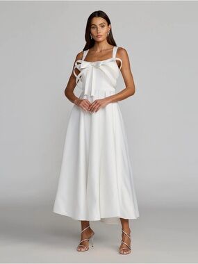 Mac Duggal Elegant White Bow-Front Midi Dress